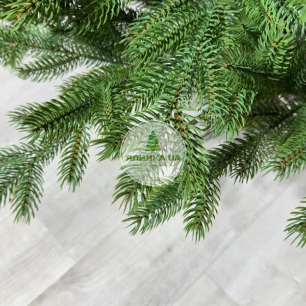 Лита ялинка "Магда" на шарнірах